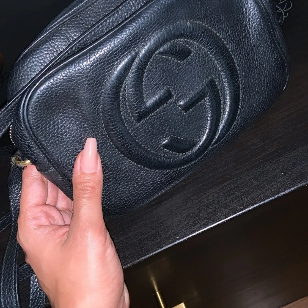 Gucci pebble calfskin small disco bag - Picture 3 of 10